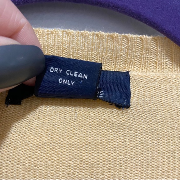 Brooks Brothers 346 100% Merino Wool V Neck Sweater Yellow Size Large - Picture 7 of 7